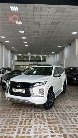 ميتسوبيشي اوتلاندر